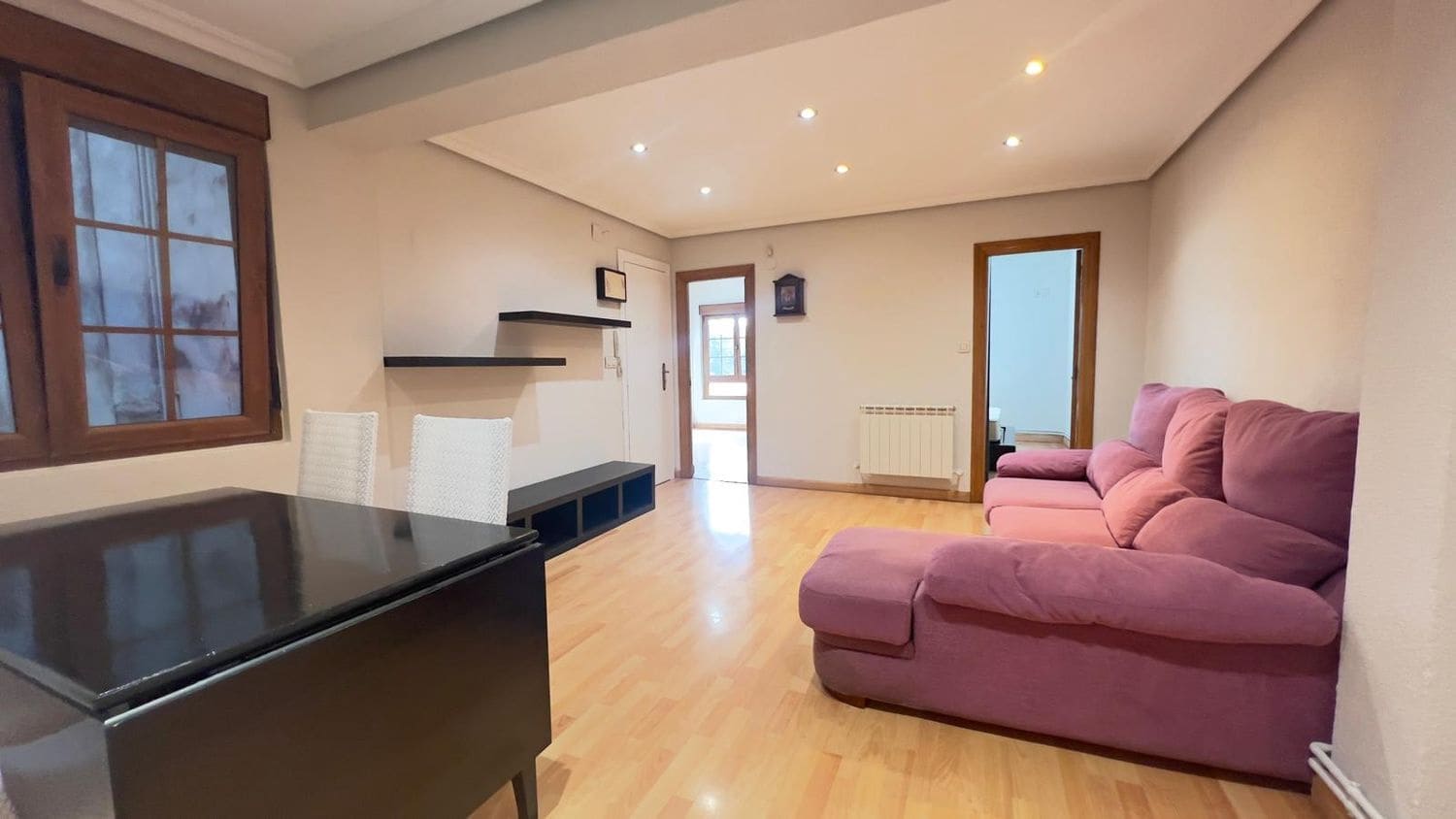 3 soveværelse Lejlighed til salg i Gijon med garage - € 183.000 (Ref: 9647776)