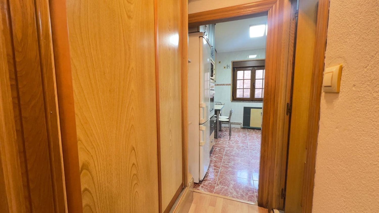 3 soveværelse Lejlighed til salg i Gijon med garage - € 183.000 (Ref: 9647776)