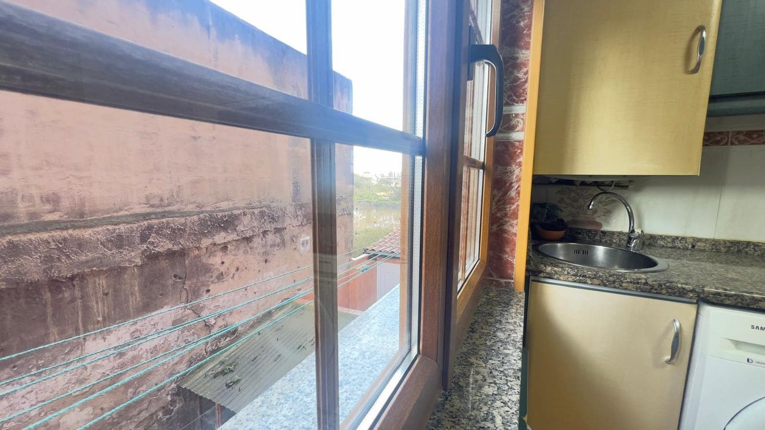 3 soveværelse Lejlighed til salg i Gijon med garage - € 183.000 (Ref: 9647776)