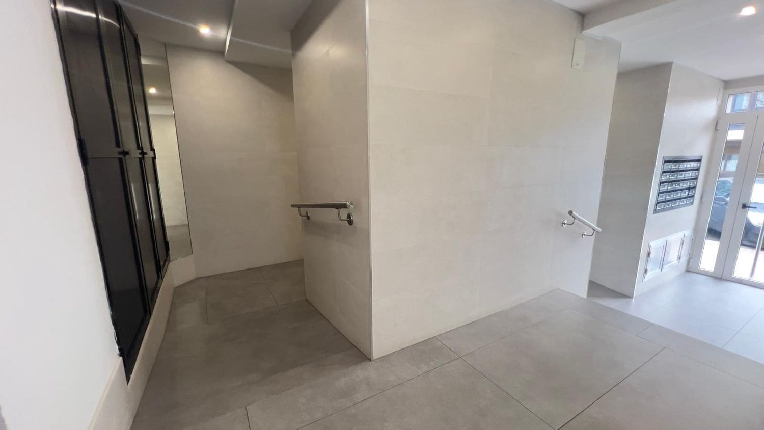 3 soveværelse Lejlighed til salg i Gijon med garage - € 183.000 (Ref: 9647777)