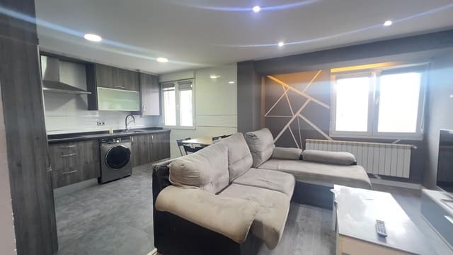 3 soveværelse Lejlighed til salg i Centro Urbano, Gijón med garage - € 183.000 (Ref: 9647777)