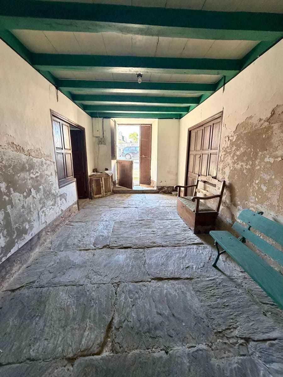 Chalet de 5 habitaciones en Castropol en venta con garaje - 375.000 € (Ref: 9647779)