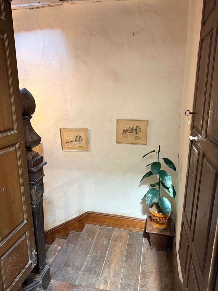 Chalet de 5 habitaciones en Castropol en venta con garaje - 375.000 € (Ref: 9647779)