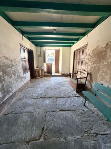 Chalet de 5 habitaciones en Castropol en venta con garaje - 375.000 € (Ref: 9647779)