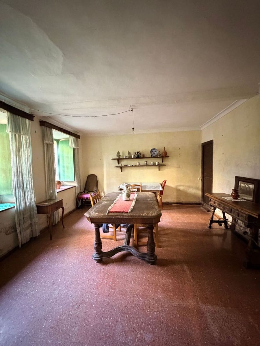 Chalet de 5 habitaciones en Castropol en venta con garaje - 375.000 € (Ref: 9647779)