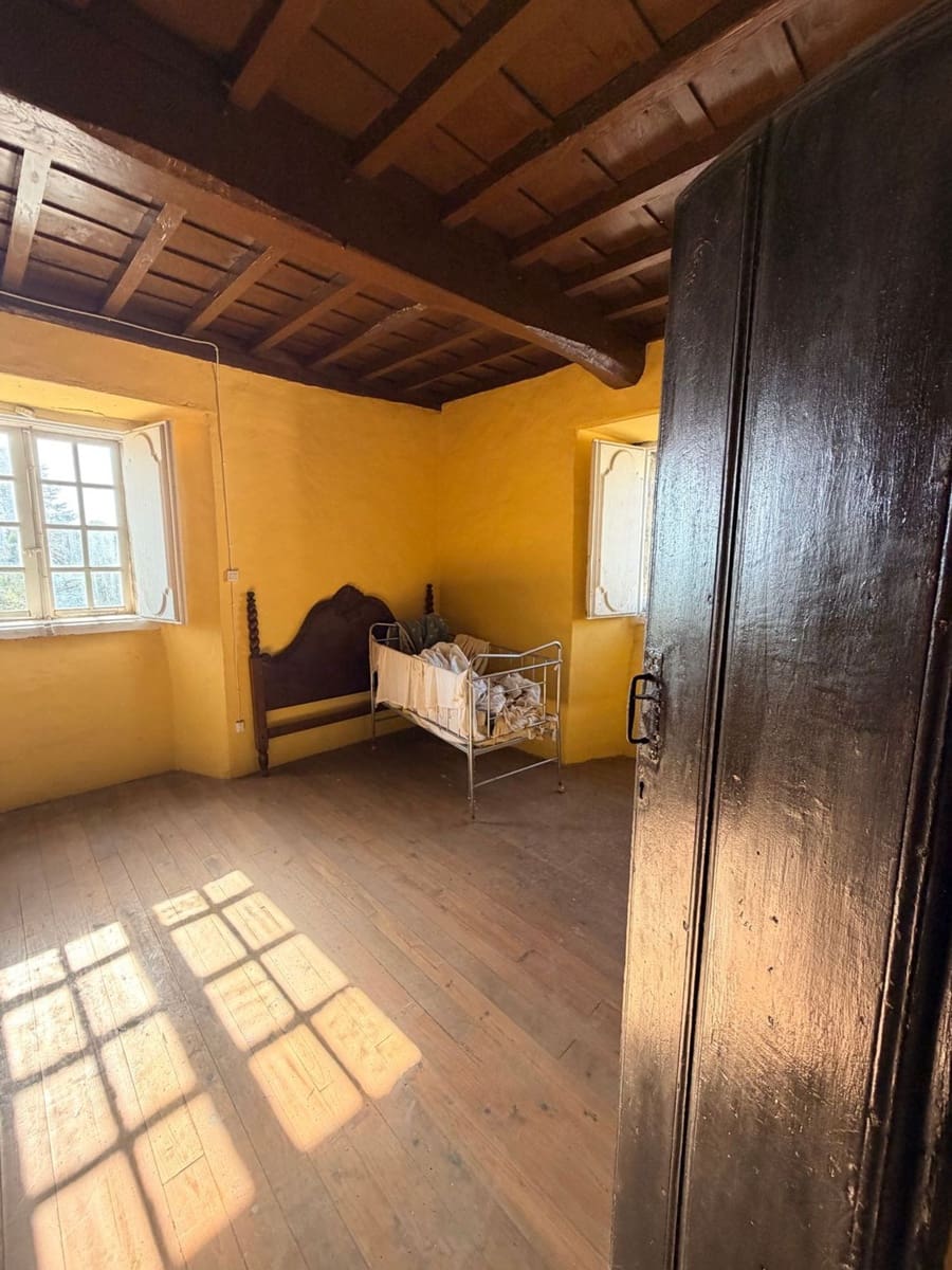 Chalet de 5 habitaciones en Castropol en venta con garaje - 375.000 € (Ref: 9647779)