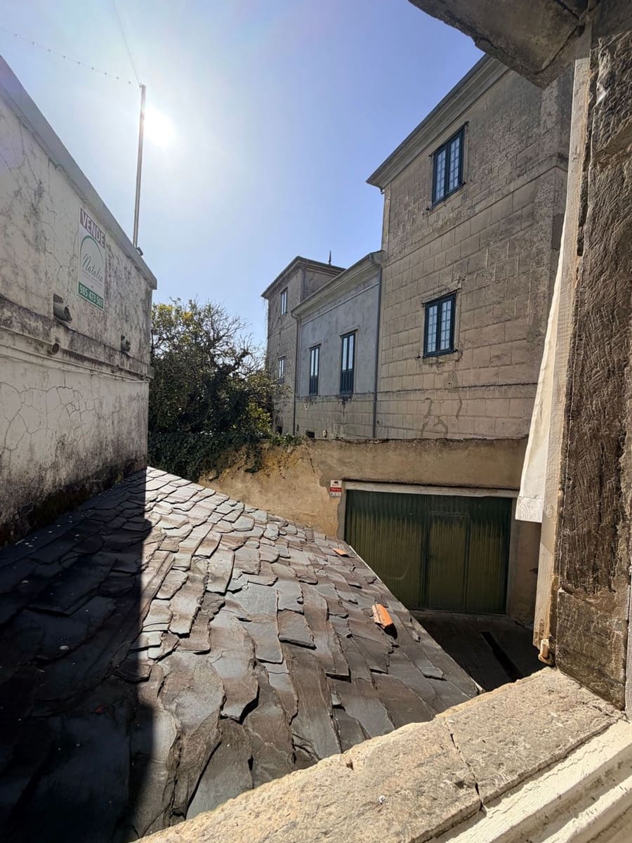 Chalet de 5 habitaciones en Castropol en venta con garaje - 375.000 € (Ref: 9647779)