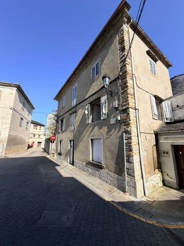 Chalet de 5 habitaciones en Castropol en venta con garaje - 375.000 € (Ref: 9647779)