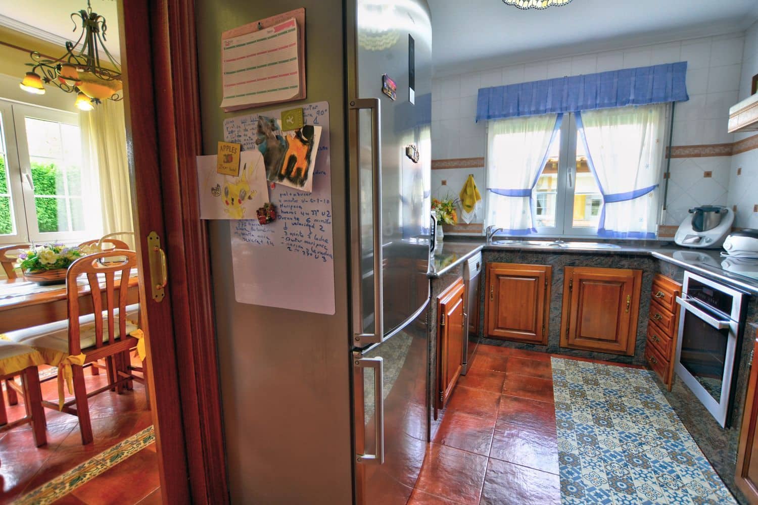 5 sovrum Villa till salu i Aviles med garage - 645 000 € (Ref: 9651089)