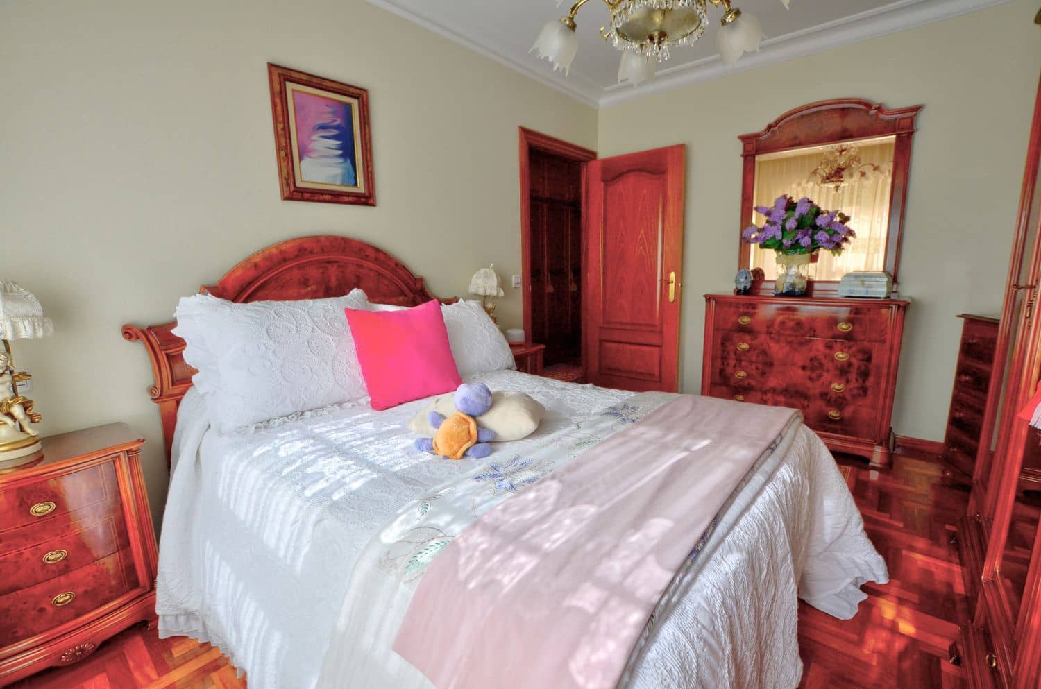 5 sovrum Villa till salu i Aviles med garage - 645 000 € (Ref: 9651089)