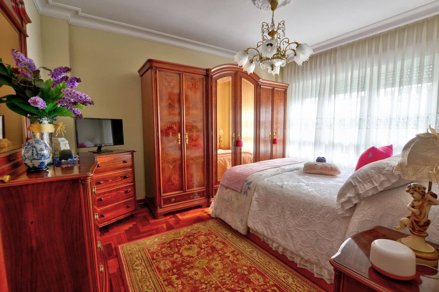 5 sovrum Villa till salu i Aviles med garage - 645 000 € (Ref: 9651089)