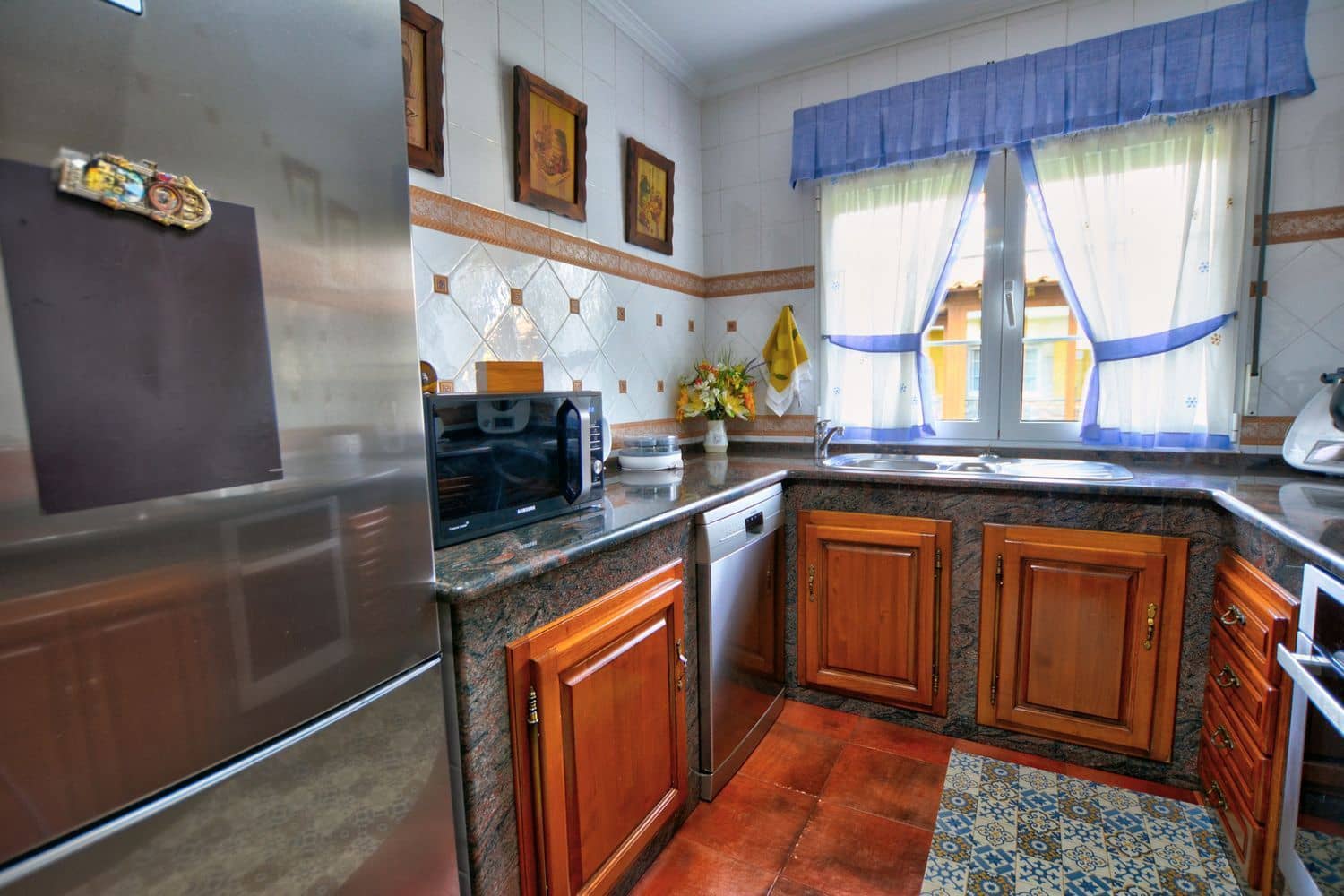 5 sovrum Villa till salu i Aviles med garage - 645 000 € (Ref: 9651089)