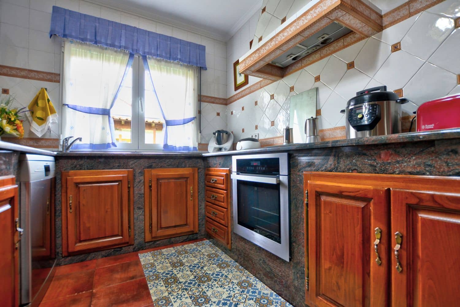 5 sovrum Villa till salu i Aviles med garage - 645 000 € (Ref: 9651089)