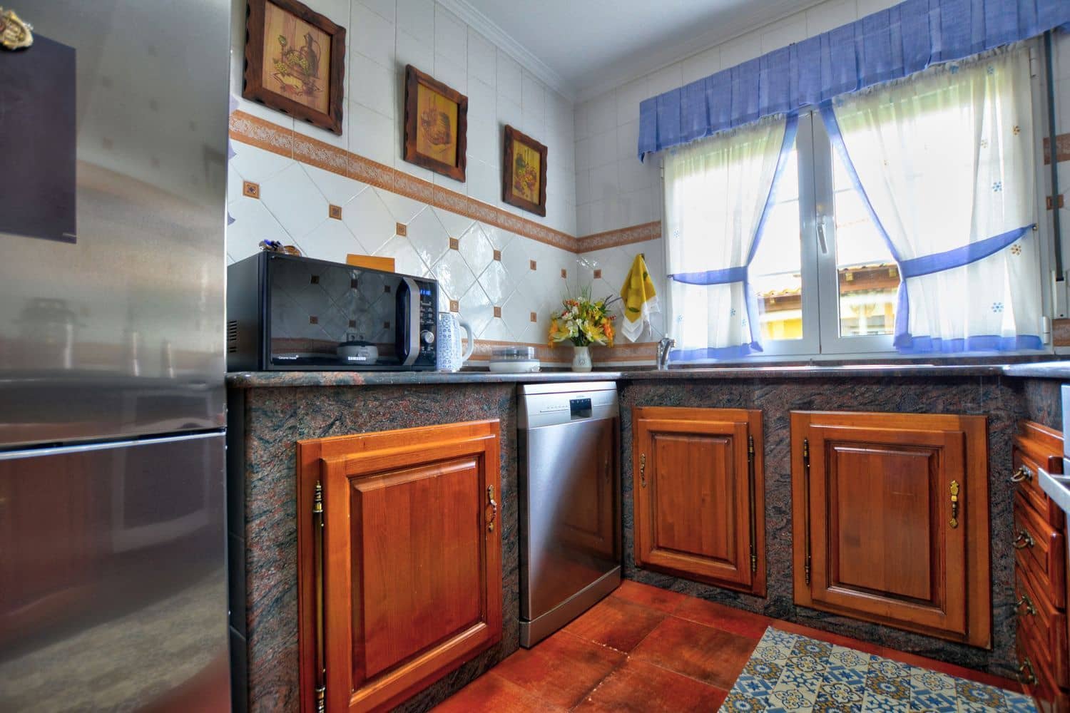 5 sovrum Villa till salu i Aviles med garage - 645 000 € (Ref: 9651089)