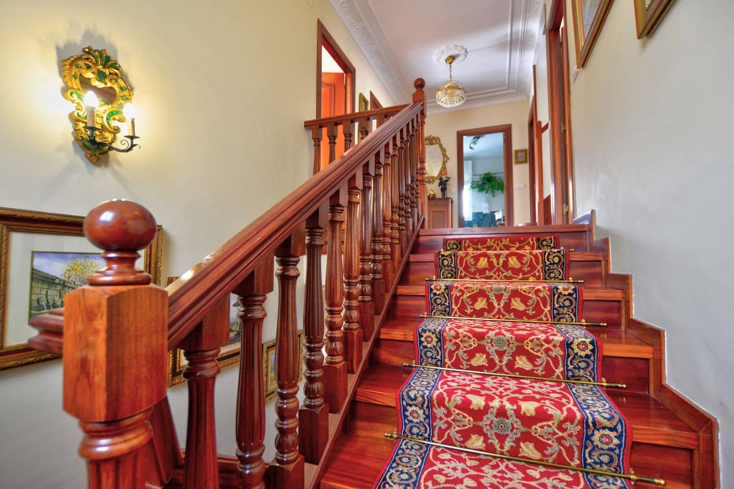 5 sovrum Villa till salu i Aviles med garage - 645 000 € (Ref: 9651089)