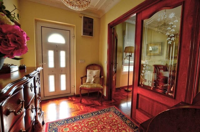 5 sovrum Villa till salu i Avilés med garage - 645 000 € (Ref: 9651089)