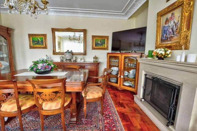 5 sovrum Villa till salu i Avilés med garage - 645 000 € (Ref: 9651089)