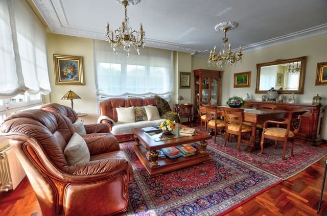 5 sovrum Villa till salu i Avilés med garage - 645 000 € (Ref: 9651089)