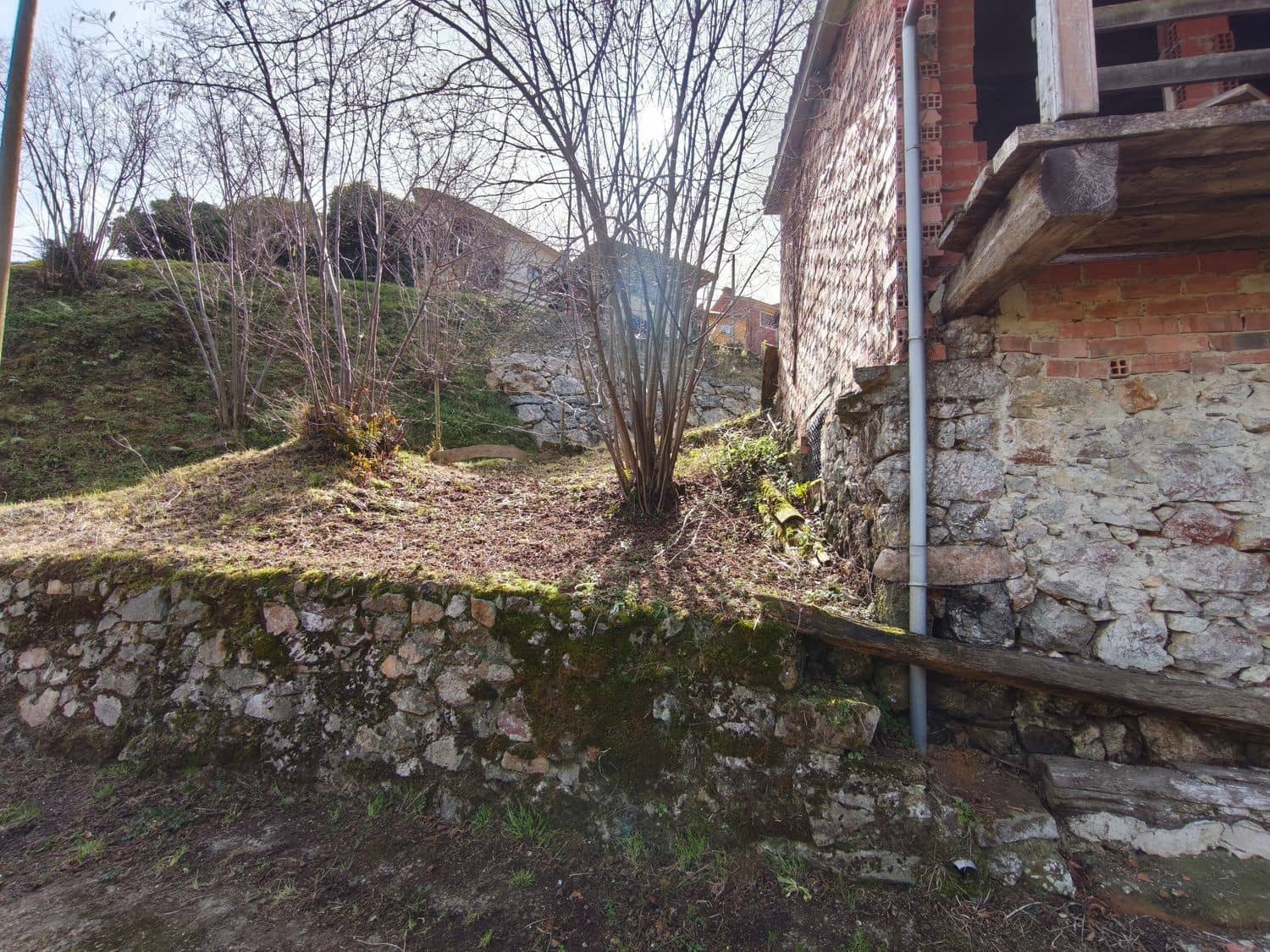 Finca/Herregård til salgs i Pilona med garasje - € 35 000 (Ref: 9655582)