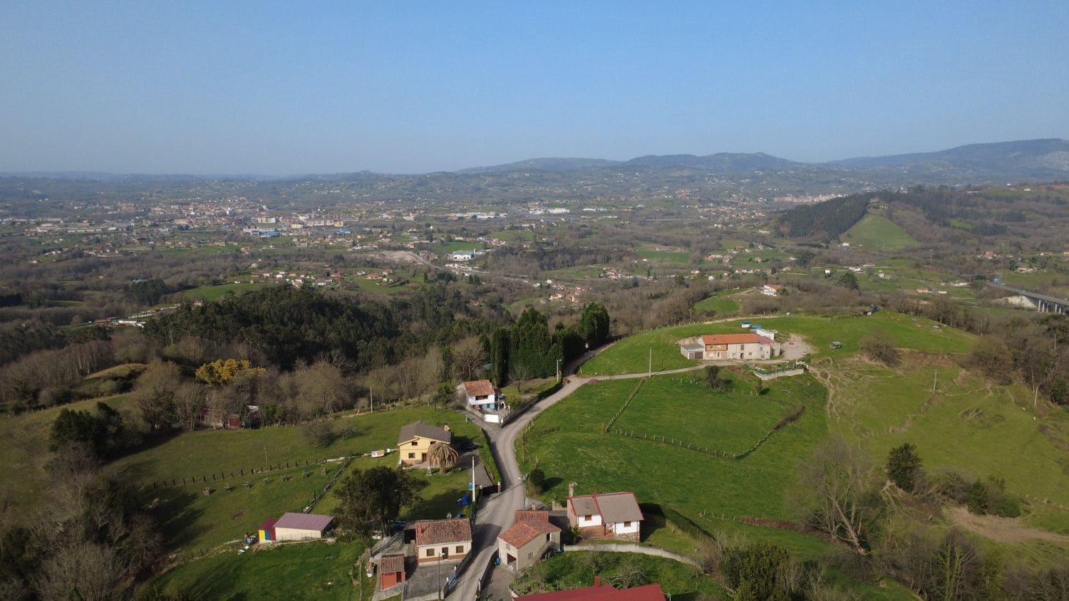 3 sovrum Hus till salu i Siero med garage - 99 900 € (Ref: 9655583)