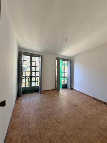 Apartamento de 5 habitaciones en Cudillero en venta con garaje - 165.000 € (Ref: 9655585)