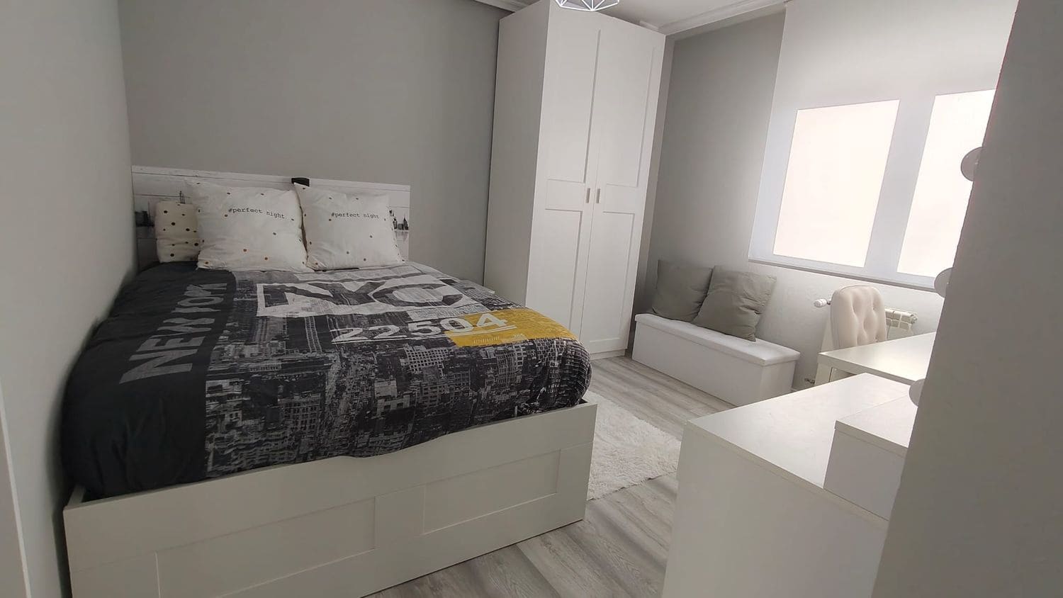 3 bedroom Apartment for rent in Gijon with garage - € 900 (Ref: 9658176)