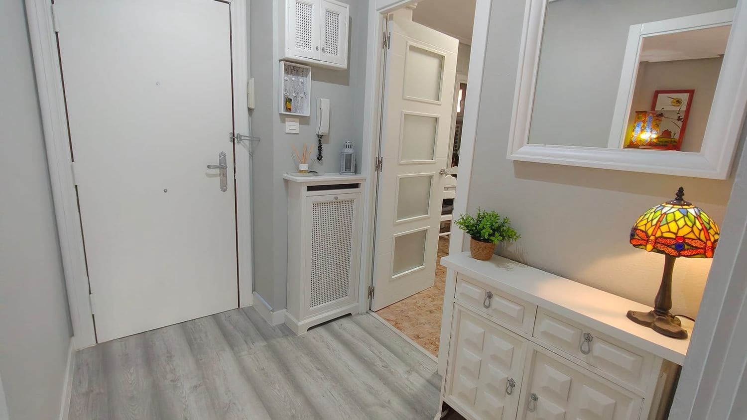 3 bedroom Apartment for rent in Gijon with garage - € 900 (Ref: 9658176)