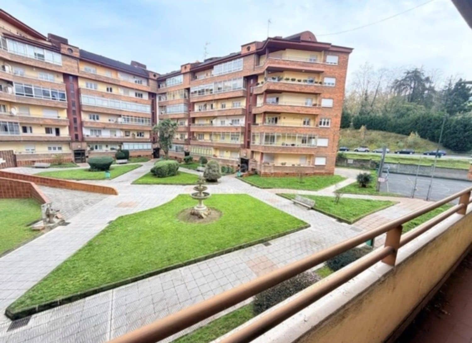 3 sypialnia Apartament na sprzedaż w Oviedo z garażem - 139 900 € (Ref: 9658177)