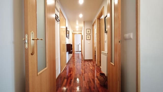 2 slaapkamer Appartement te koop in San Juan de la Arena, Soto del Barco met garage - € 149.000 (Ref: 9658178)