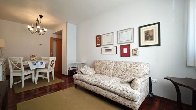 2 slaapkamer Appartement te koop in San Juan de la Arena, Soto del Barco met garage - € 149.000 (Ref: 9658178)