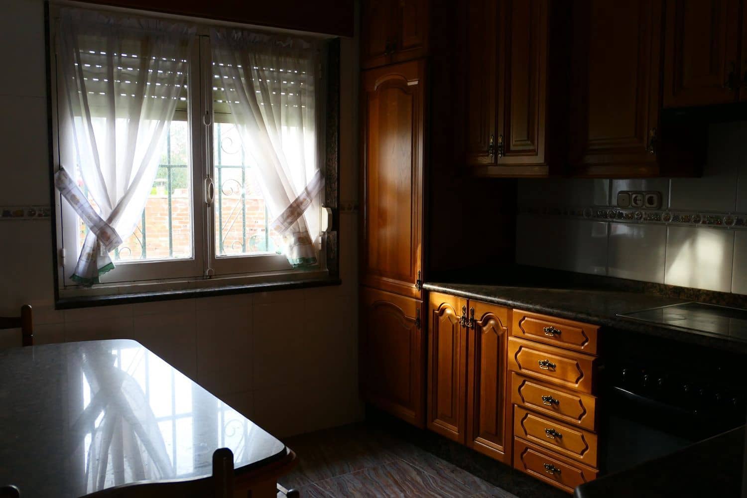 Chalet de 2 habitaciones en Gijón en venta con garaje - 400.000 € (Ref: 9658179)