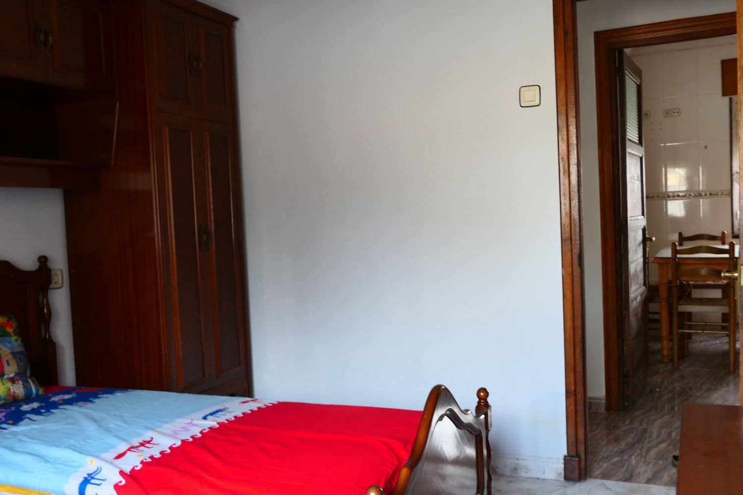 Chalet de 2 habitaciones en Gijón en venta con garaje - 400.000 € (Ref: 9658179)