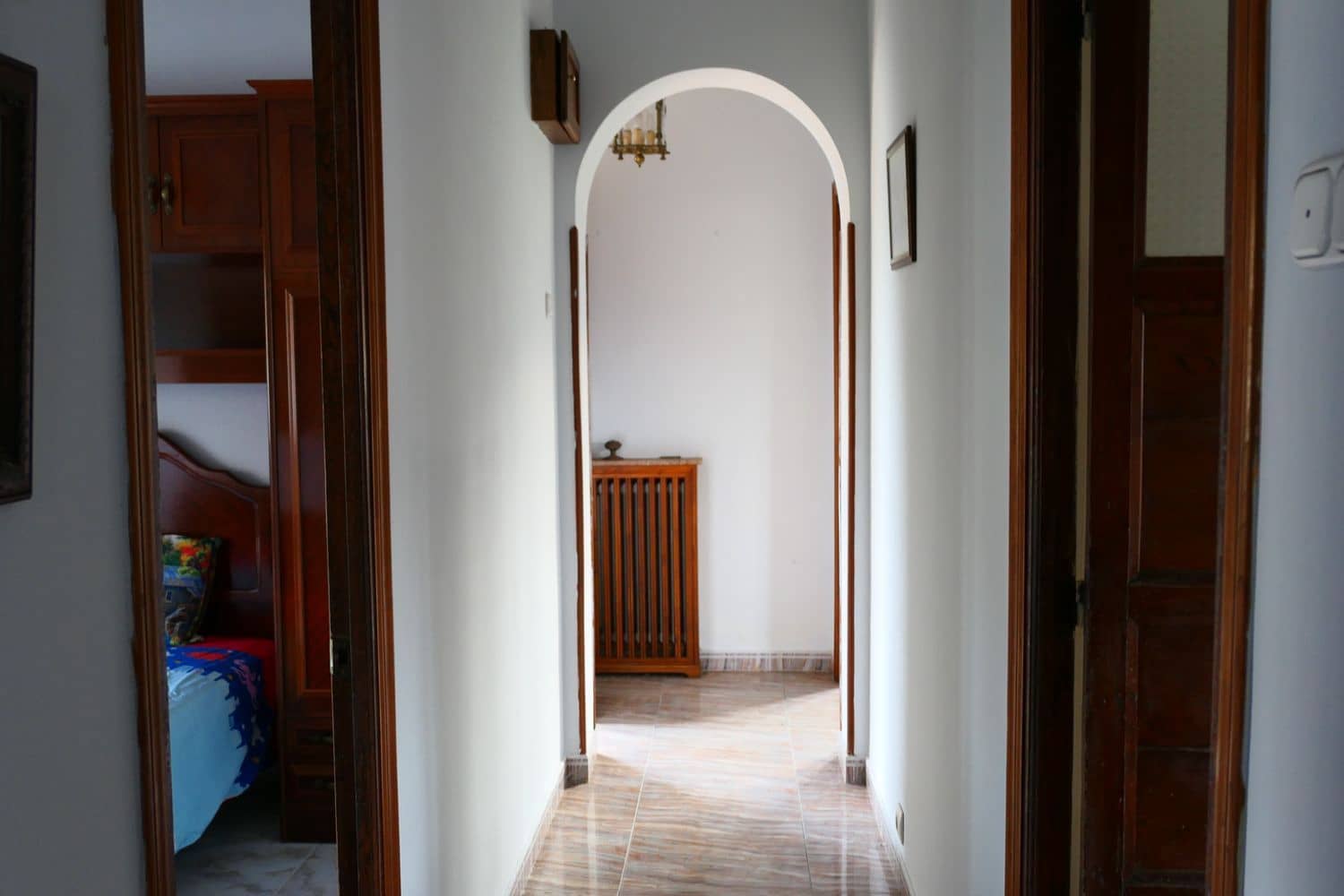 Chalet de 2 habitaciones en Gijón en venta con garaje - 400.000 € (Ref: 9658179)