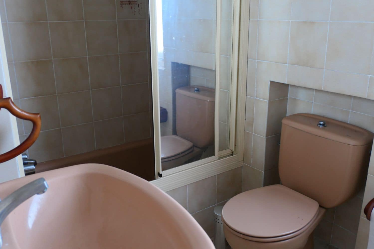 Chalet de 2 habitaciones en Gijón en venta con garaje - 400.000 € (Ref: 9658179)