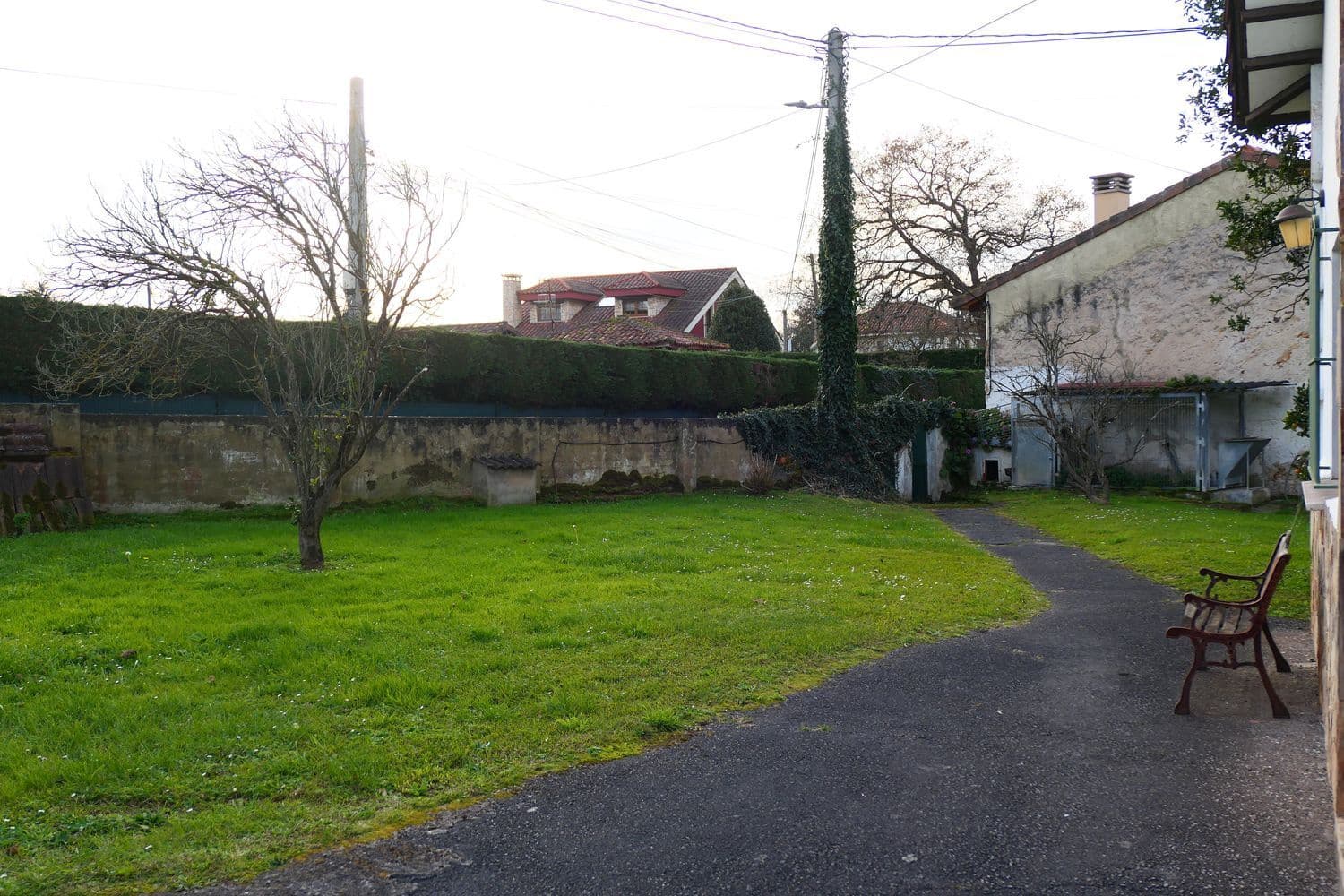 Chalet de 2 habitaciones en Gijón en venta con garaje - 400.000 € (Ref: 9658179)