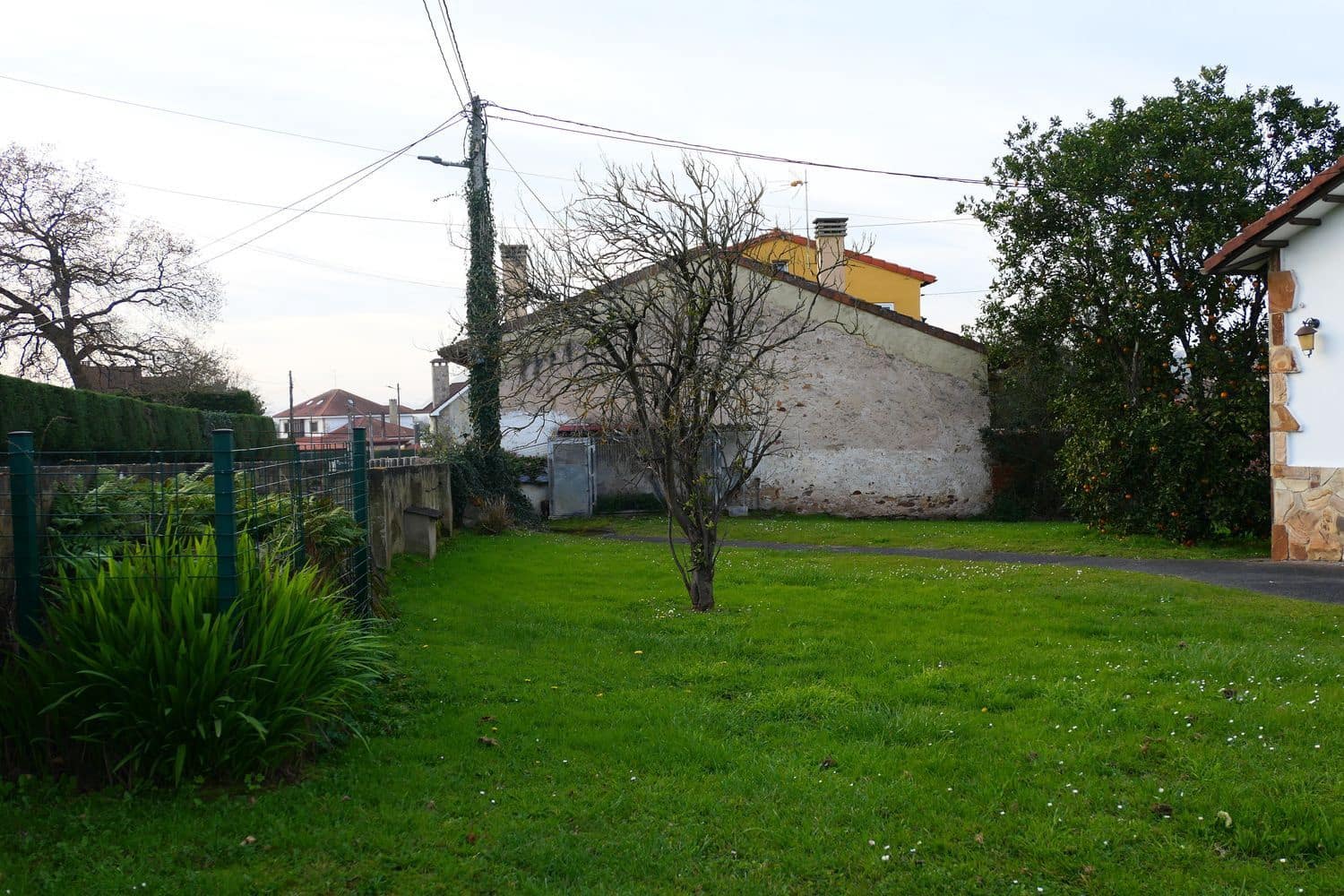 Chalet de 2 habitaciones en Gijón en venta con garaje - 400.000 € (Ref: 9658179)