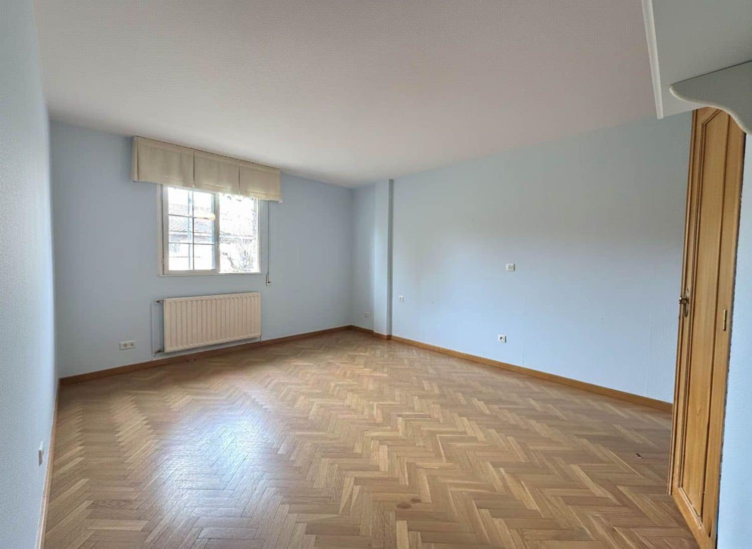 5 sypialnia Dom na sprzedaż w Las Rozas de Madrid z basenem garażem - 925 000 € (Ref: 9660829)