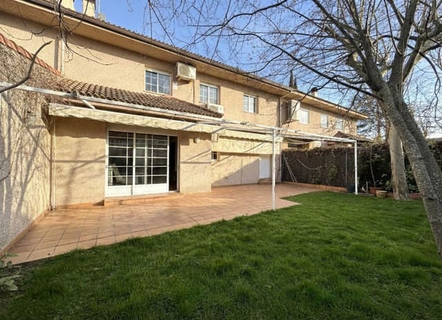 5 sypialnia Dom na sprzedaż w Las Rozas de Madrid z basenem garażem - 925 000 € (Ref: 9660829)