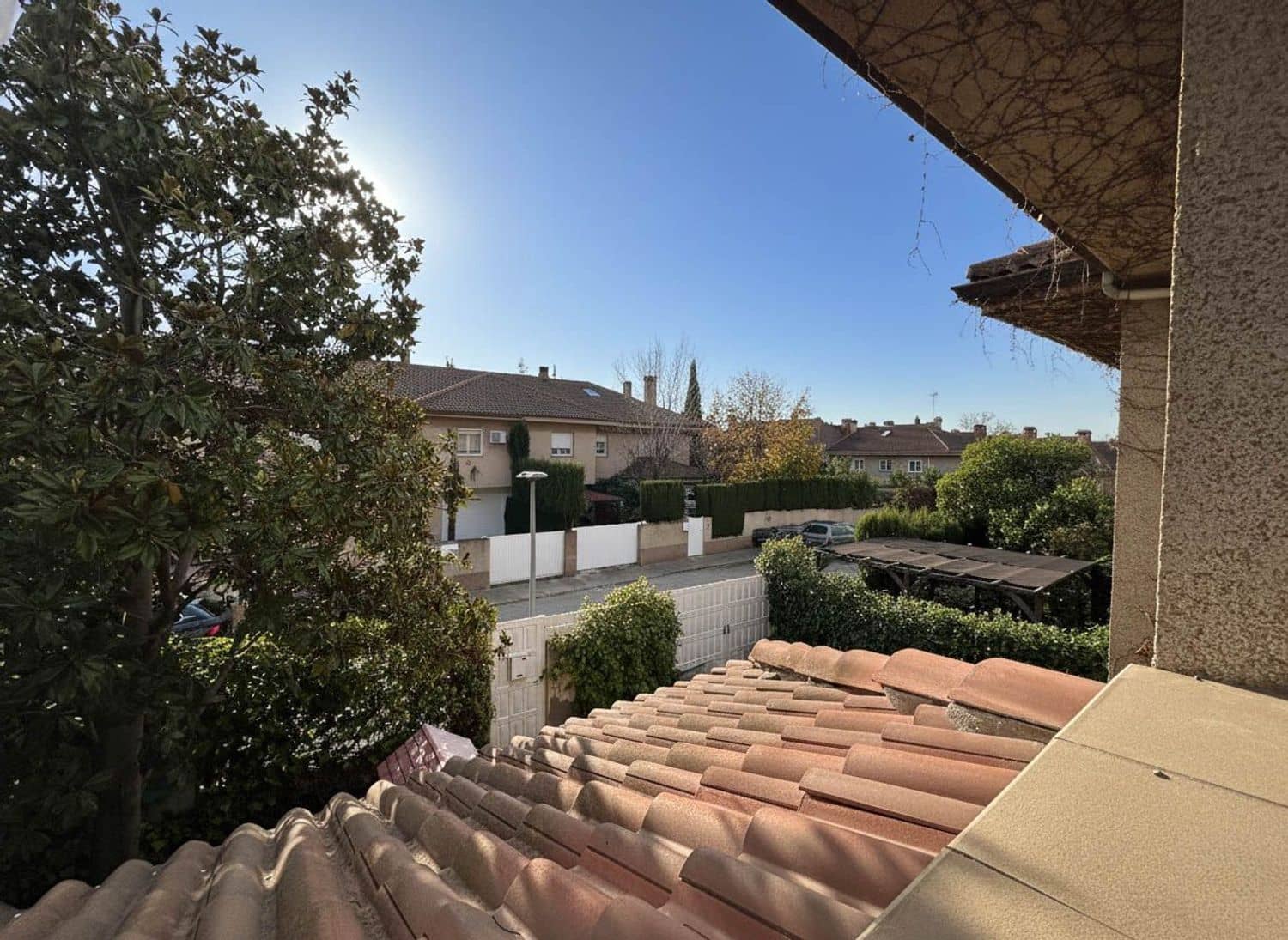 5 sypialnia Dom na sprzedaż w Las Rozas de Madrid z basenem garażem - 925 000 € (Ref: 9660829)