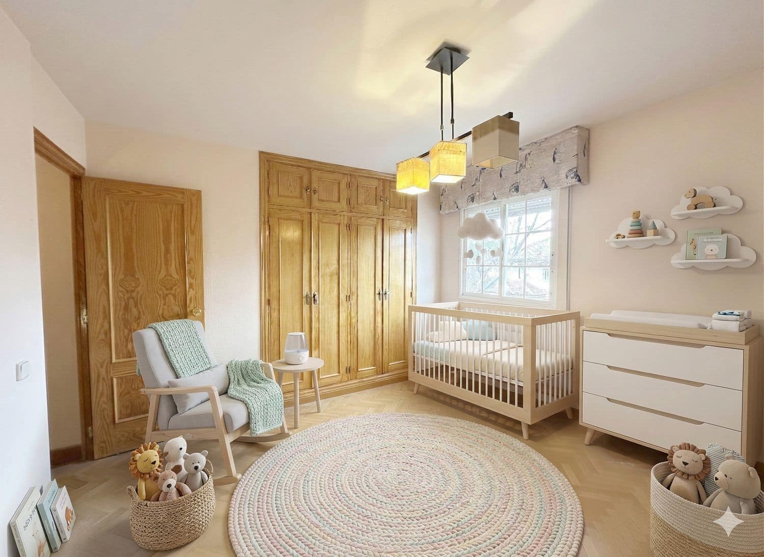 5 bedroom Townhouse for sale in Las Rozas de Madrid with pool garage - € 925,000 (Ref: 9660829)