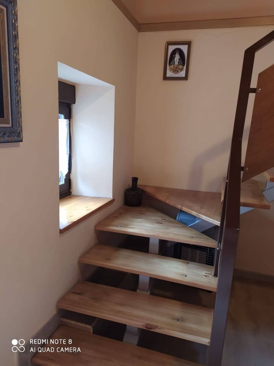 4 soveværelse Finca/Landehus til salg i Navia med garage - € 260.000 (Ref: 9660830)