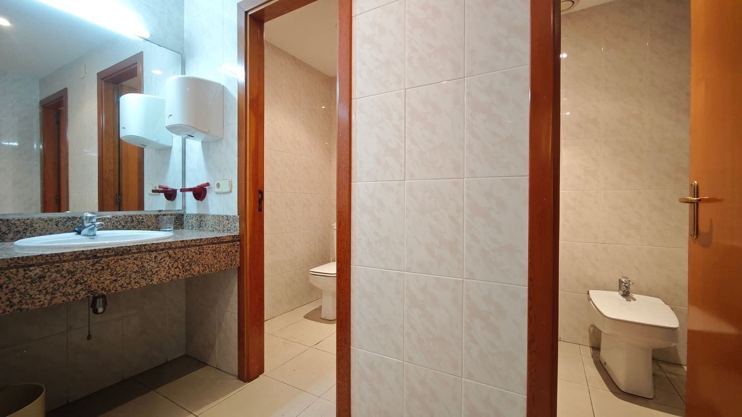 Commerciale in vendita in Gijon - 273.400 € (Rif: 9665694)