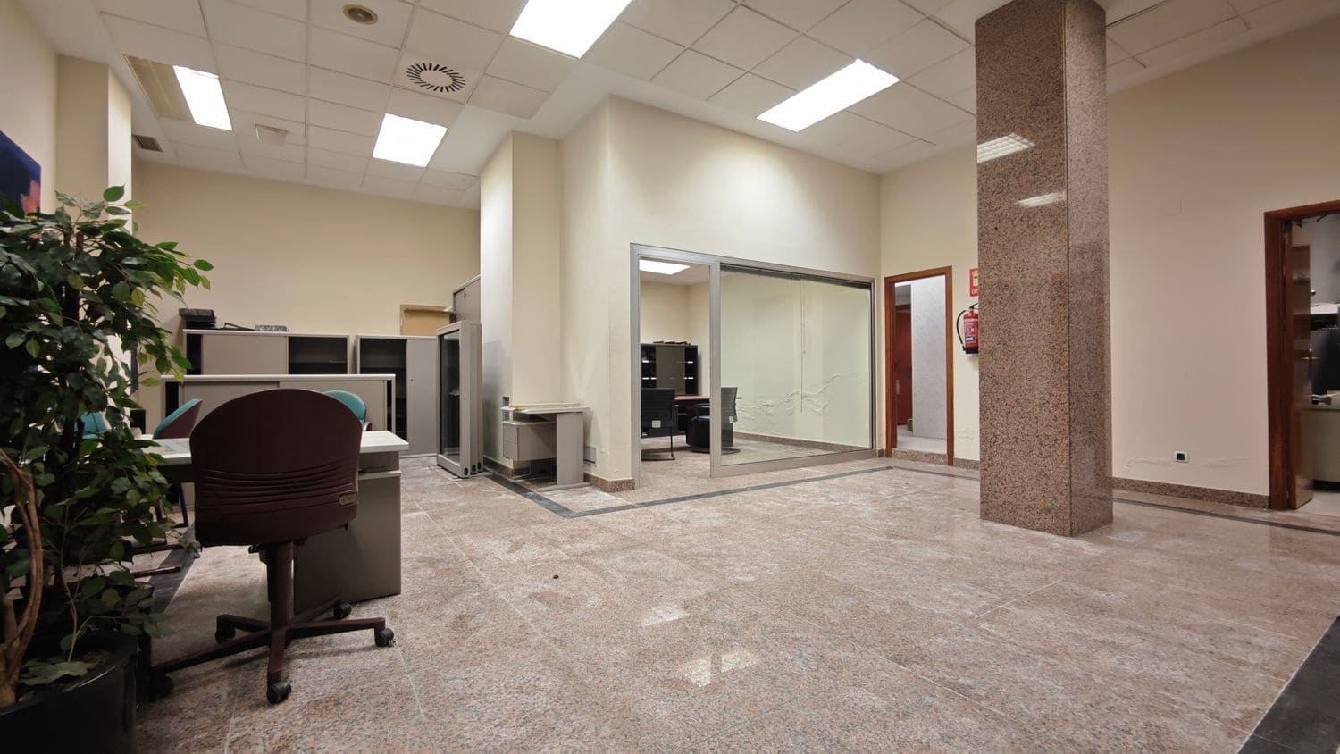 Commerciale in vendita in Gijon - 273.400 € (Rif: 9665694)