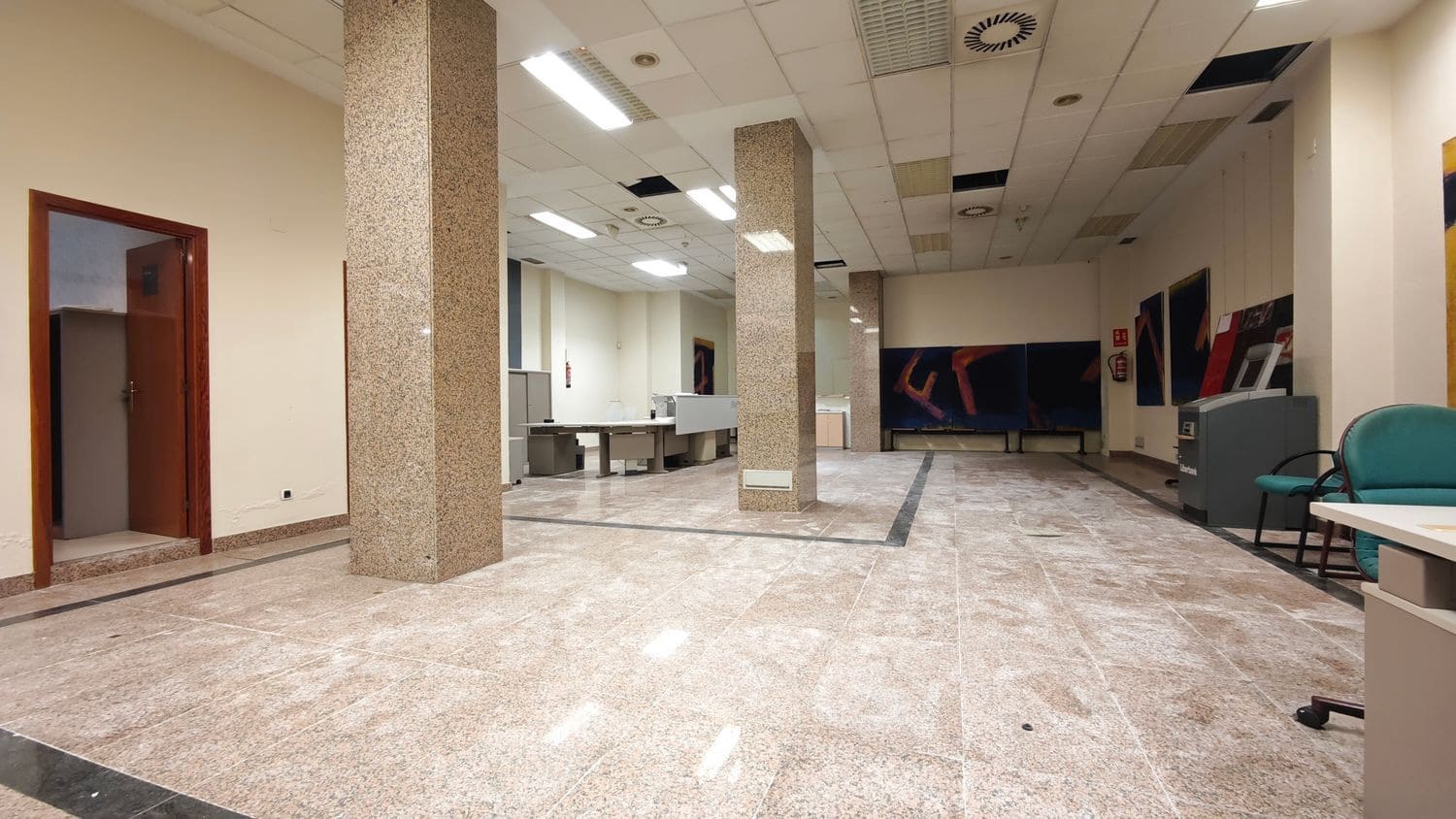 Commerciale in vendita in Gijon - 273.400 € (Rif: 9665694)