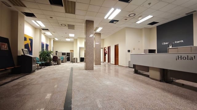 Local Commercial à vendre à Centro Urbano, Gijón - 273 400 € (Ref: 9665694)