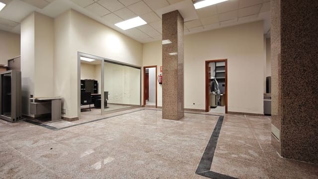 Local Commercial à vendre à Centro Urbano, Gijón - 273 400 € (Ref: 9665694)