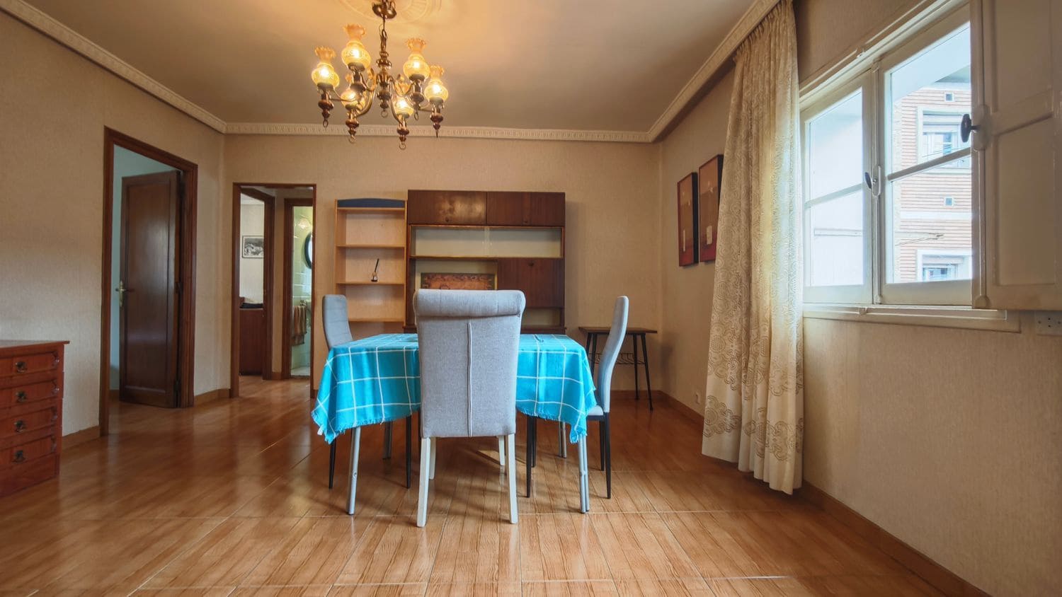 3 Zimmer Apartment zu verkaufen in Oviedo mit Garage - 59.000 € (Ref: 9676798)