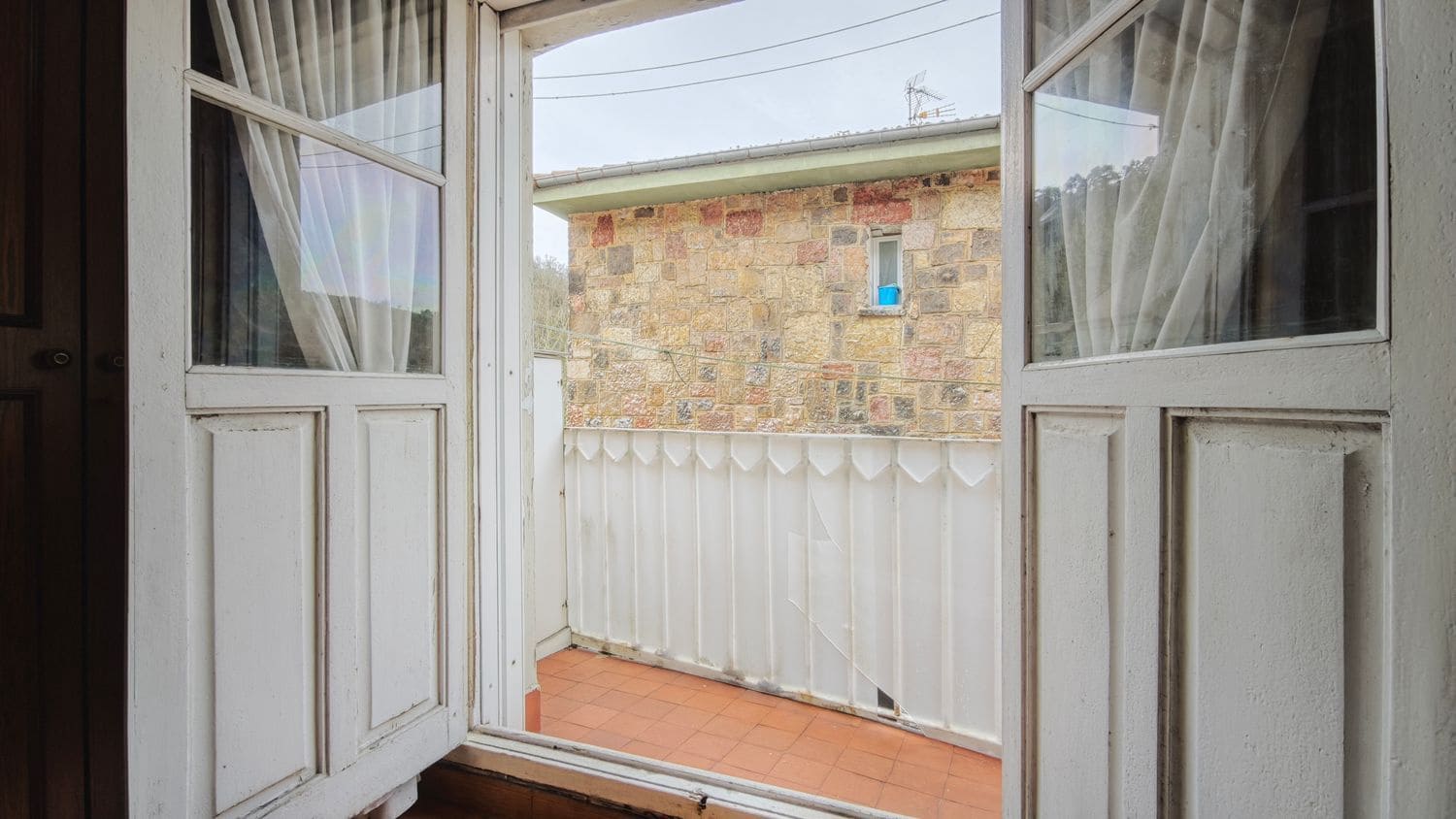 3 Zimmer Apartment zu verkaufen in Oviedo mit Garage - 59.000 € (Ref: 9676798)