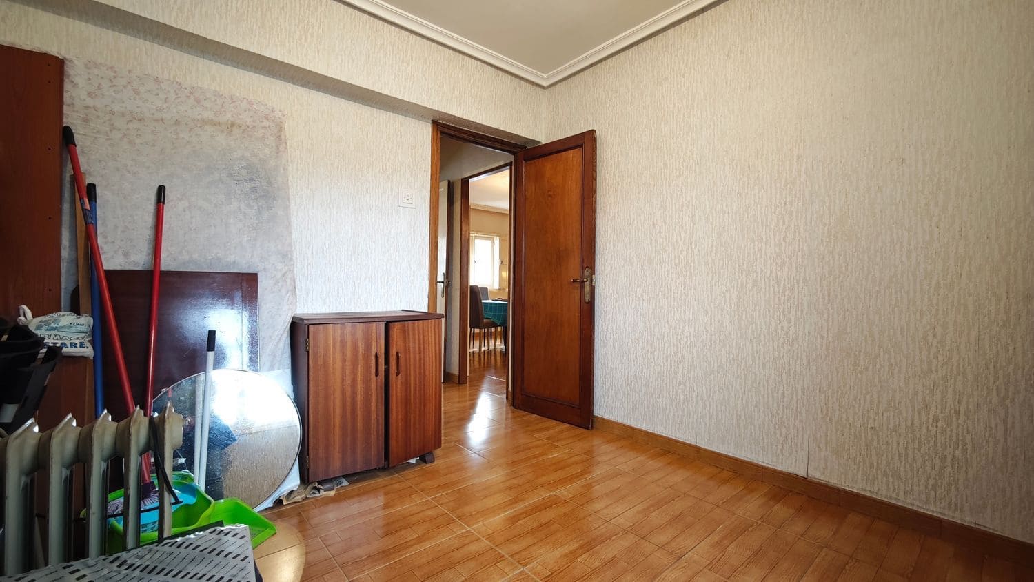 3 Zimmer Apartment zu verkaufen in Oviedo mit Garage - 59.000 € (Ref: 9676798)