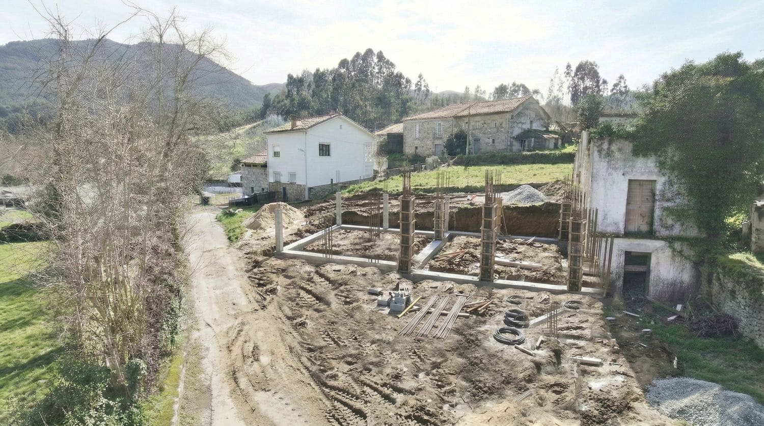 Casa de 3 habitaciones en Ribadesella en venta con piscina garaje - 85.000 € (Ref: 9676799)